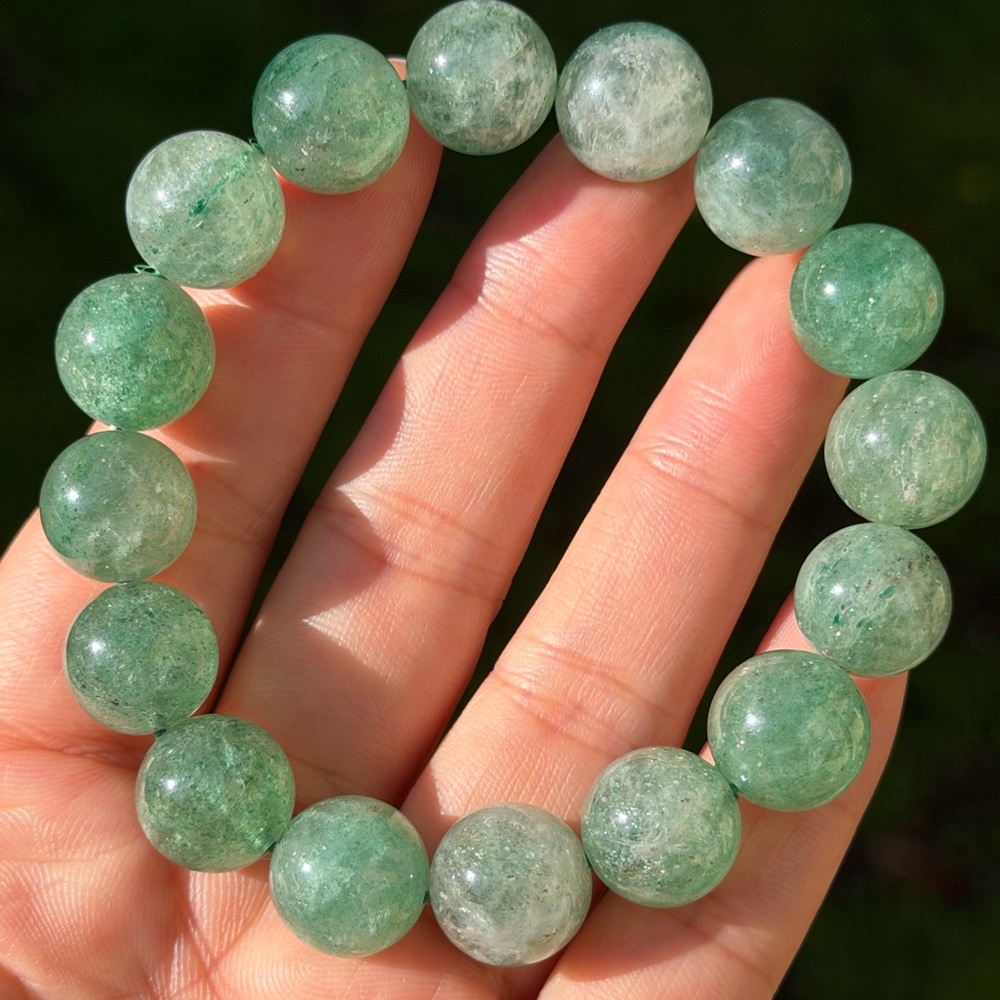 13mm‎ stretchable green strawberry quartz bracelet 0743